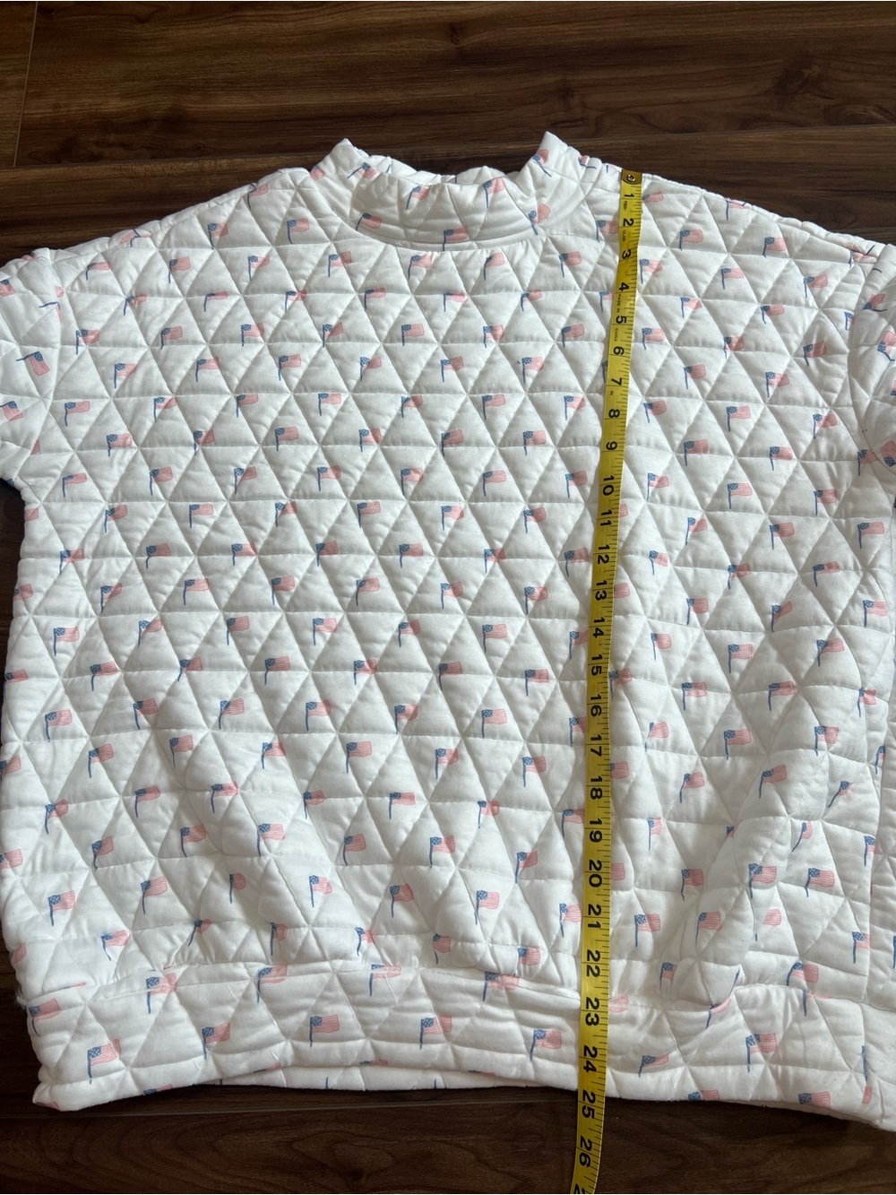 Quilted White American Flag USA Print Pullover Sweatshirt - Picture 6 of 6